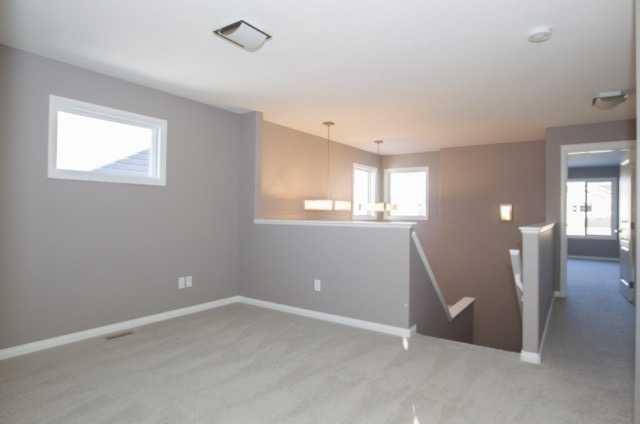 Picture of 1548 Coalbanks Boulevard W, Lethbridge Real Estate Listing
