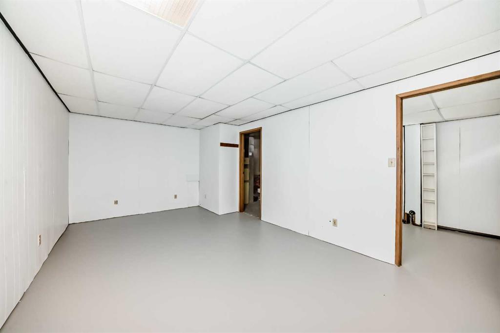 Picture of B1, 35 Nash , Red Deer Real Estate Listing