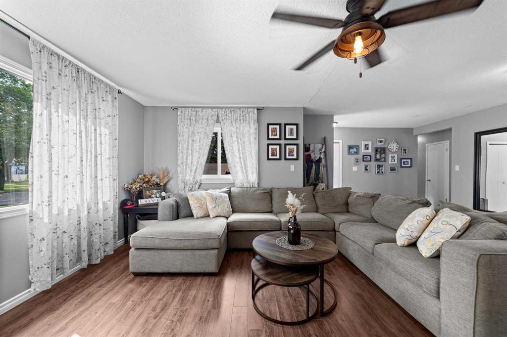 Picture of 4206 59 Street Close , Camrose Real Estate Listing