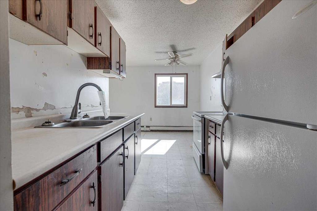 Picture of 205, 4904 54 Street , Red Deer Real Estate Listing
