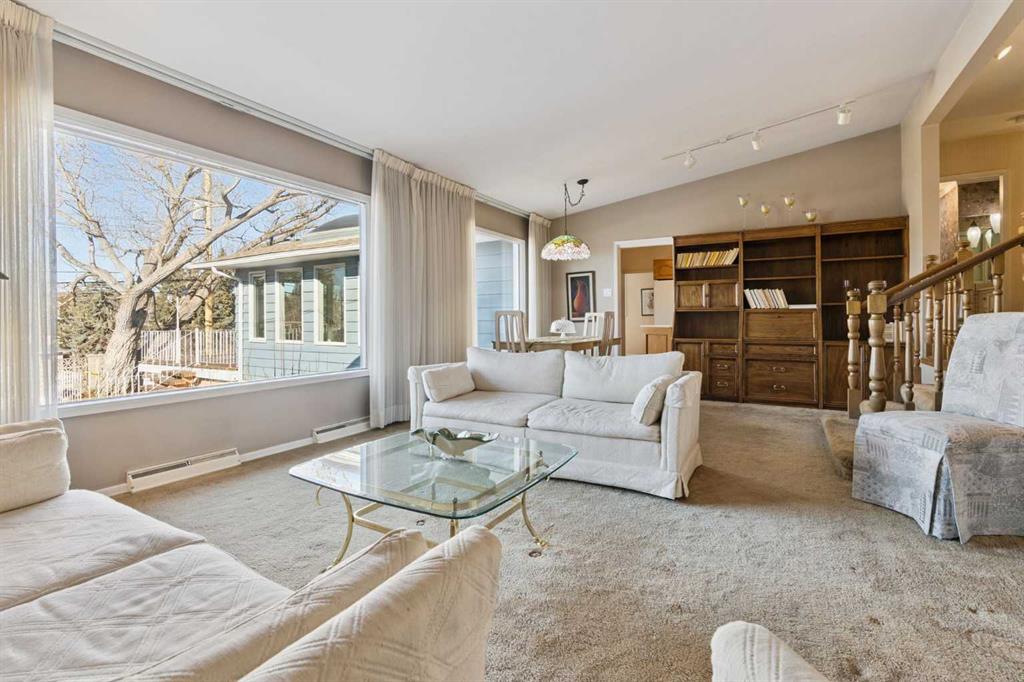Picture of 34 Rosery Drive NW, Calgary Real Estate Listing