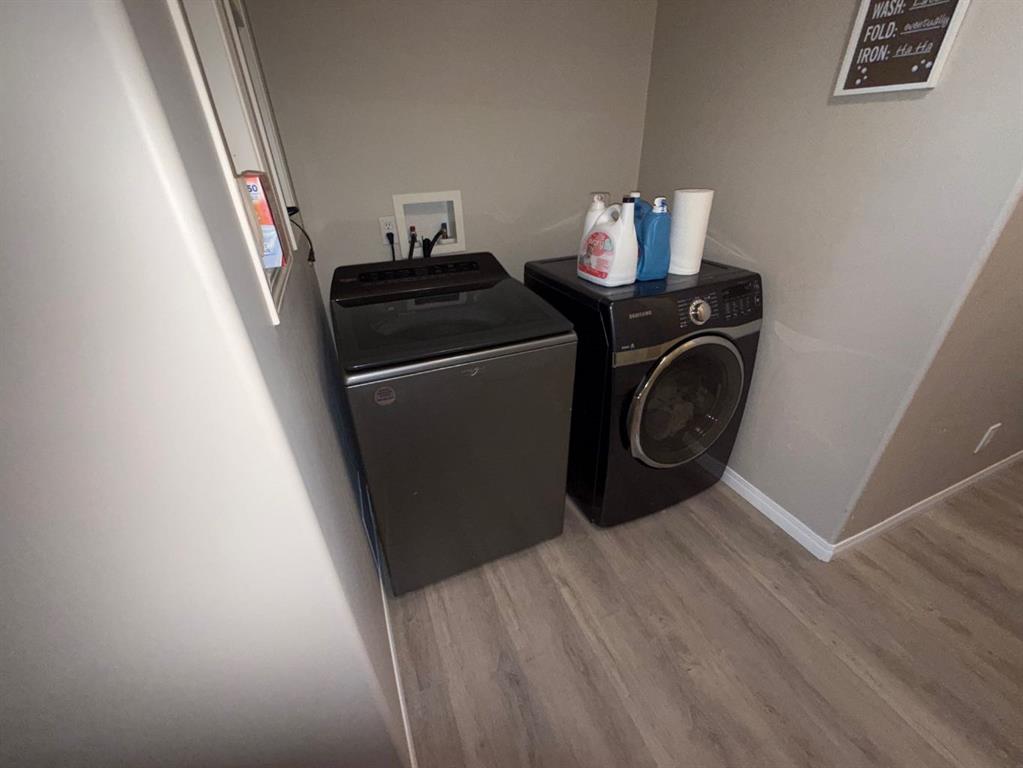 Picture of 626 Blackfoot Terrace W, Lethbridge Real Estate Listing