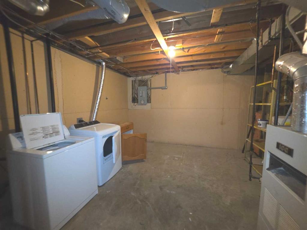 Picture of 2606 46th Avenue , Lloydminster Real Estate Listing