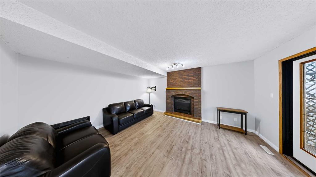 Picture of 245 Bacon Place , Fort McMurray Real Estate Listing
