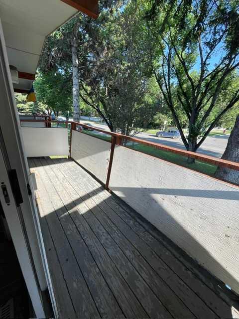 Picture of 4222 40 Avenue NW, Calgary Real Estate Listing