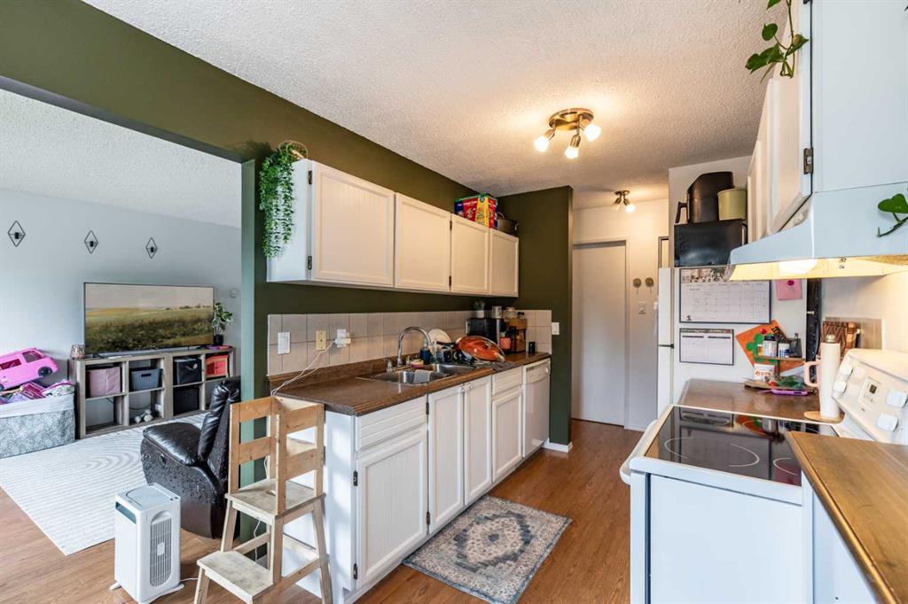 Picture of 206, 663 12 Street NW, Medicine Hat Real Estate Listing