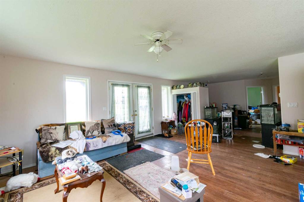 Picture of 38364 Range Road 212  , Rural Stettler No. 6, County of Real Estate Listing