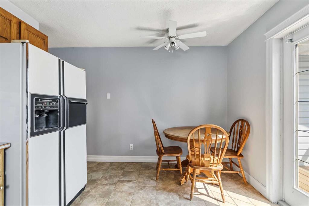 Picture of 125 Oaks Crescent , Fort McMurray Real Estate Listing