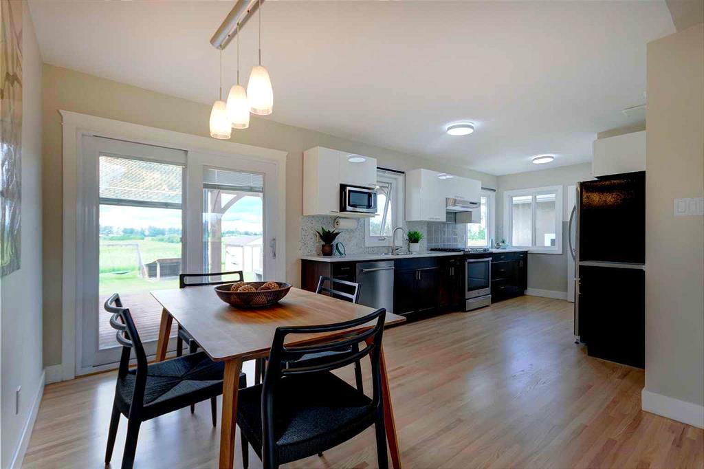 Picture of 242133 96 Street E, Rural Foothills County Real Estate Listing