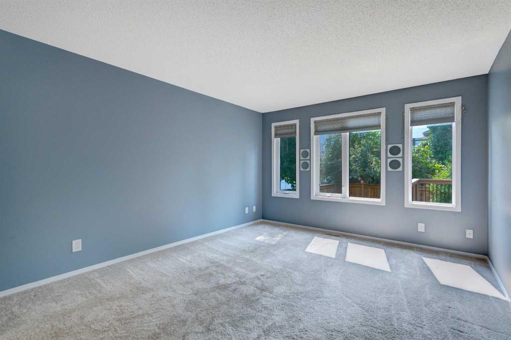 Picture of 411 Shawinigan Drive SW, Calgary Real Estate Listing