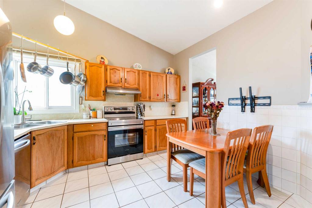 Picture of 115 Maunsell Close NE, Calgary Real Estate Listing