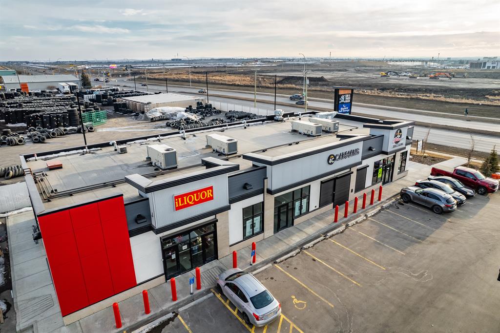 Picture of 5335 Dufferin Boulevard SE, Calgary Real Estate Listing