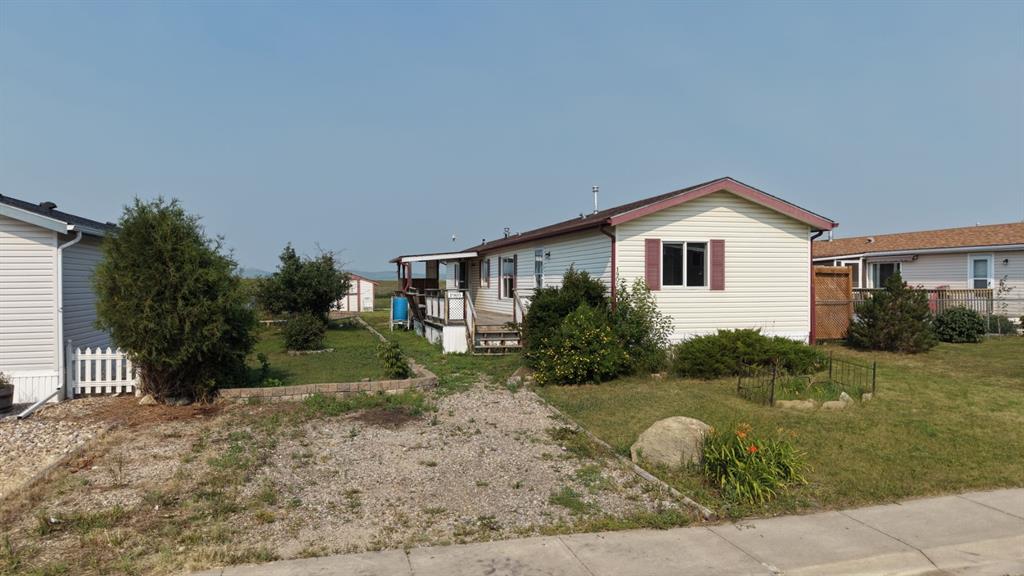 Picture of 1905 29 Avenue , Nanton Real Estate Listing