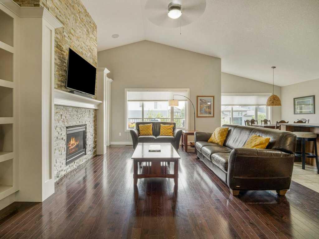 Picture of 43 Riverine Lane W, Lethbridge Real Estate Listing