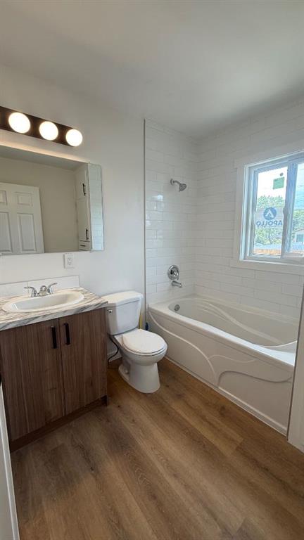 Picture of 709 centre Street , Hanna Real Estate Listing