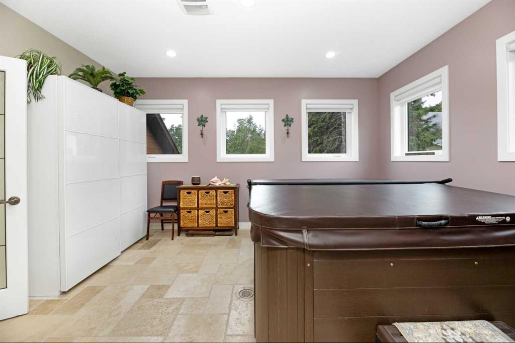 Picture of 125, 28342 RR 283  , Rural Red Deer County Real Estate Listing