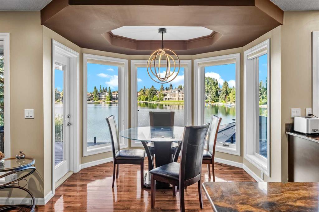 Picture of 85 Sunset Way SE, Calgary Real Estate Listing