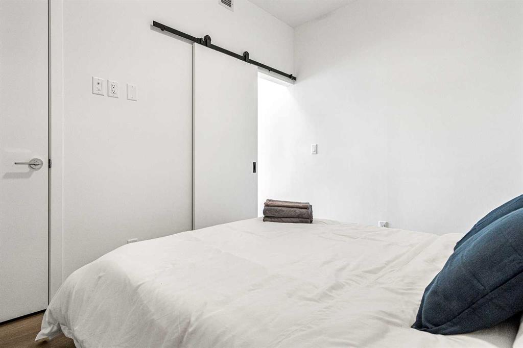 Picture of 329 9A Street NW, Calgary Real Estate Listing