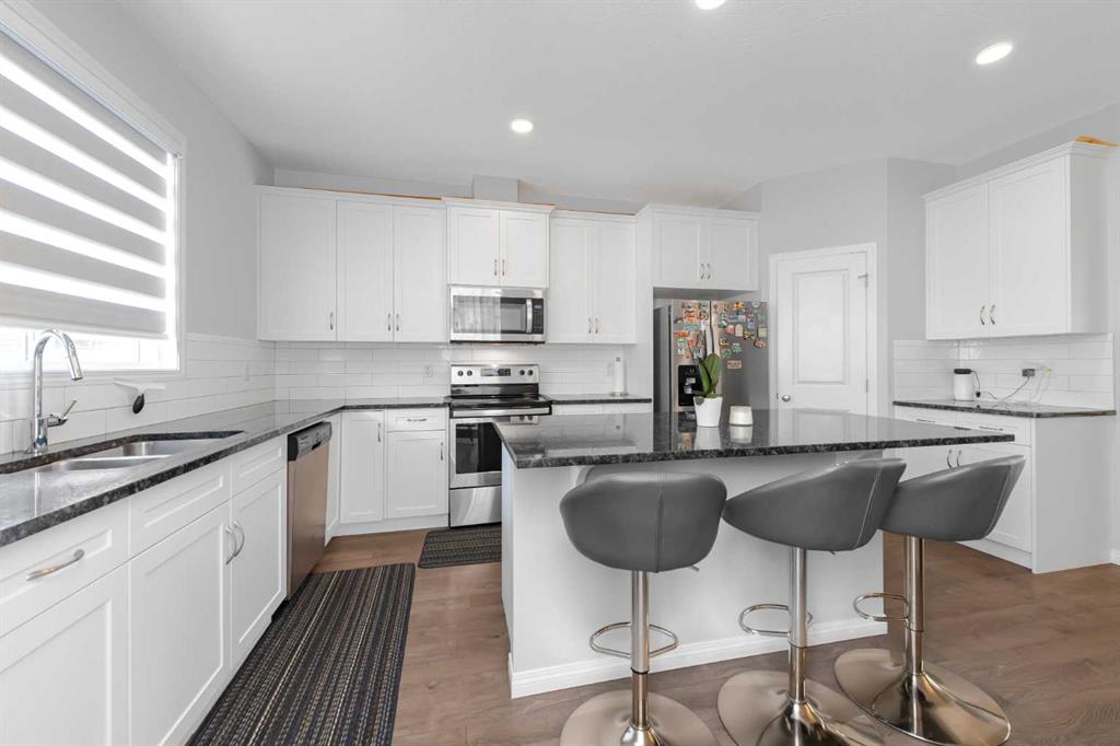 Picture of 161 Red Sky Way NE, Calgary Real Estate Listing