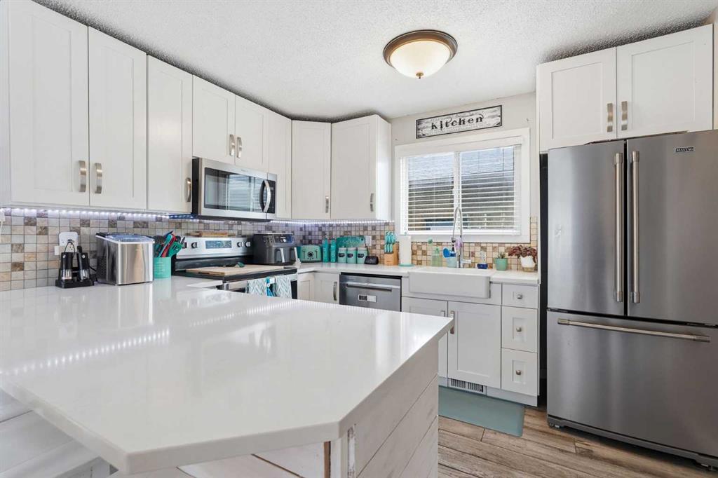 Picture of 51 Aberdare Way NE, Calgary Real Estate Listing