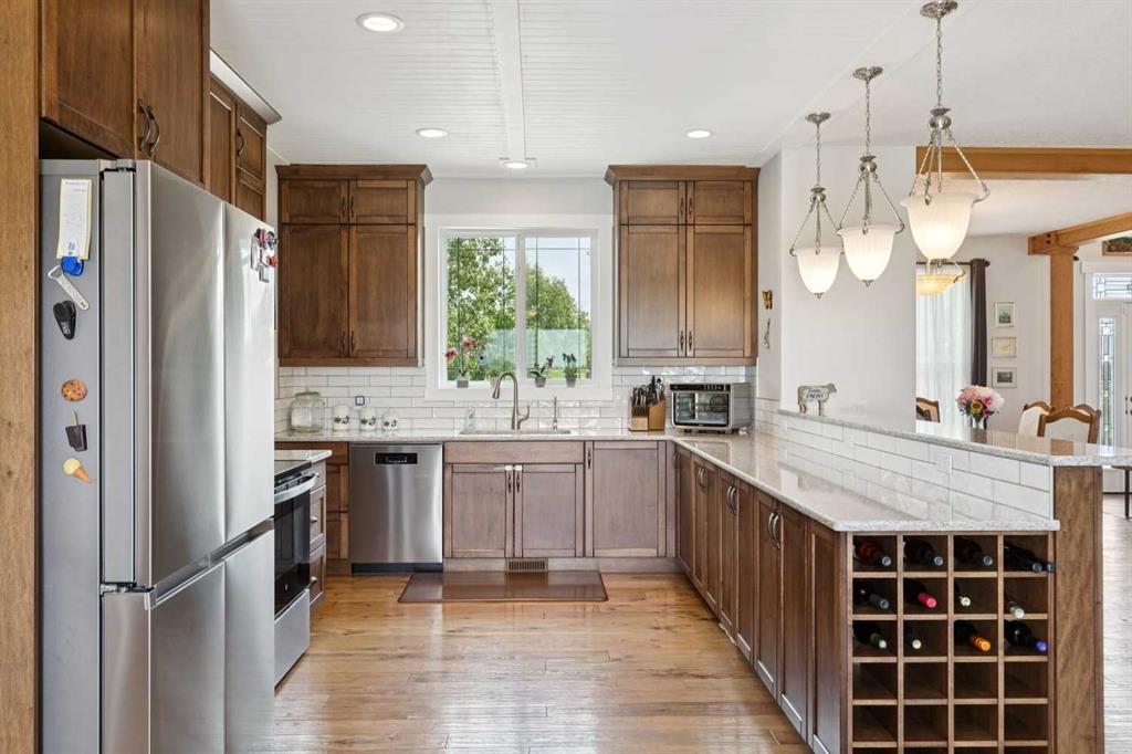 Picture of 23 Winters Place , Rural Rocky View County Real Estate Listing