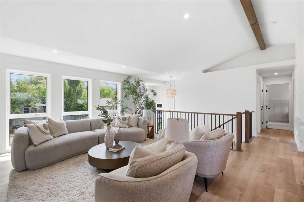 Picture of 31 Midvalley Road SE, Calgary Real Estate Listing