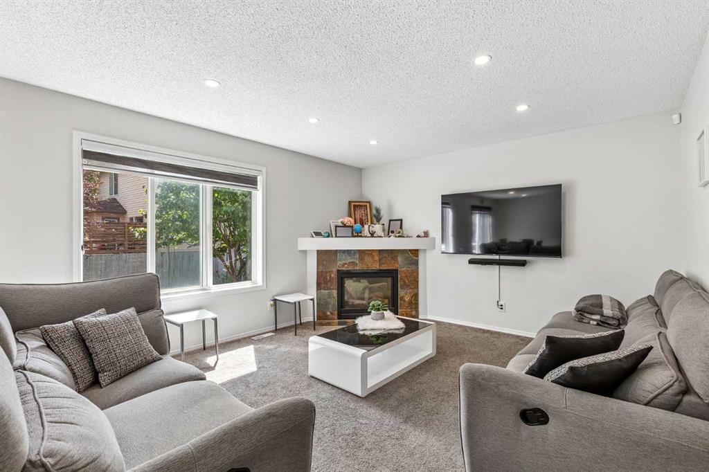 Picture of 60 Cranfield Park SE, Calgary Real Estate Listing