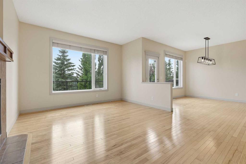 Picture of 47 Evanspark Circle , Calgary Real Estate Listing