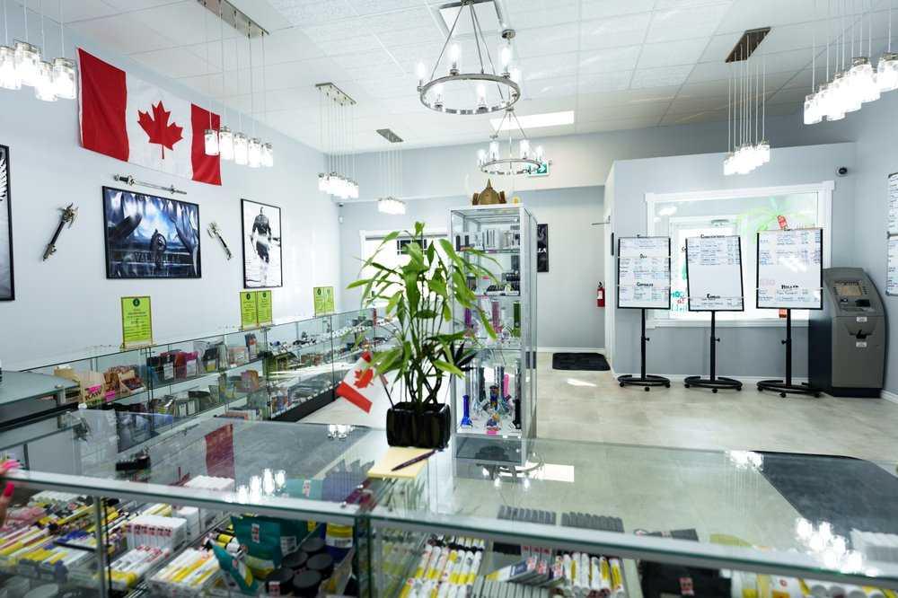 Picture of 104, 4 Cuendet Industrial Way , Sylvan Lake Real Estate Listing