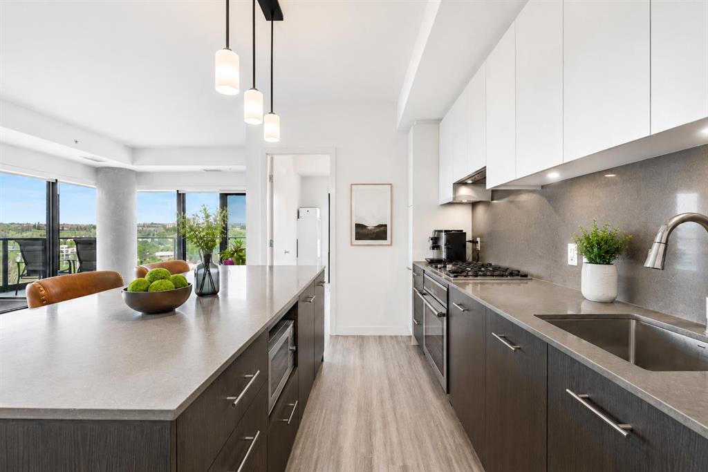 Picture of 1011, 730 2 Avenue SW, Calgary Real Estate Listing