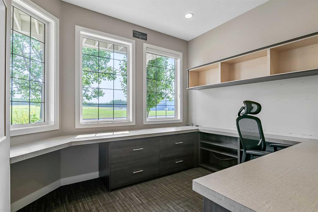 Picture of 414 Main Street NW, Diamond Valley Real Estate Listing