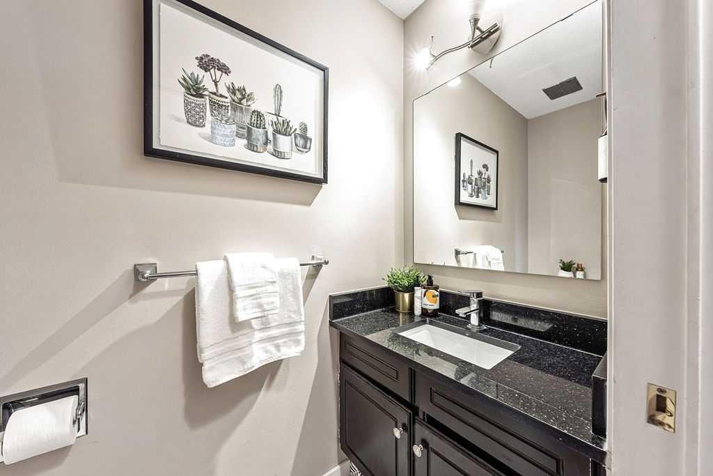 Picture of 3, 6630 Bowwood Drive NW, Calgary Real Estate Listing