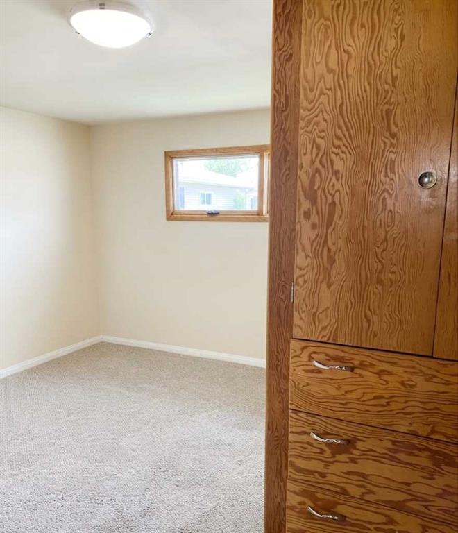 Picture of 1522 20 Avenue , Didsbury Real Estate Listing