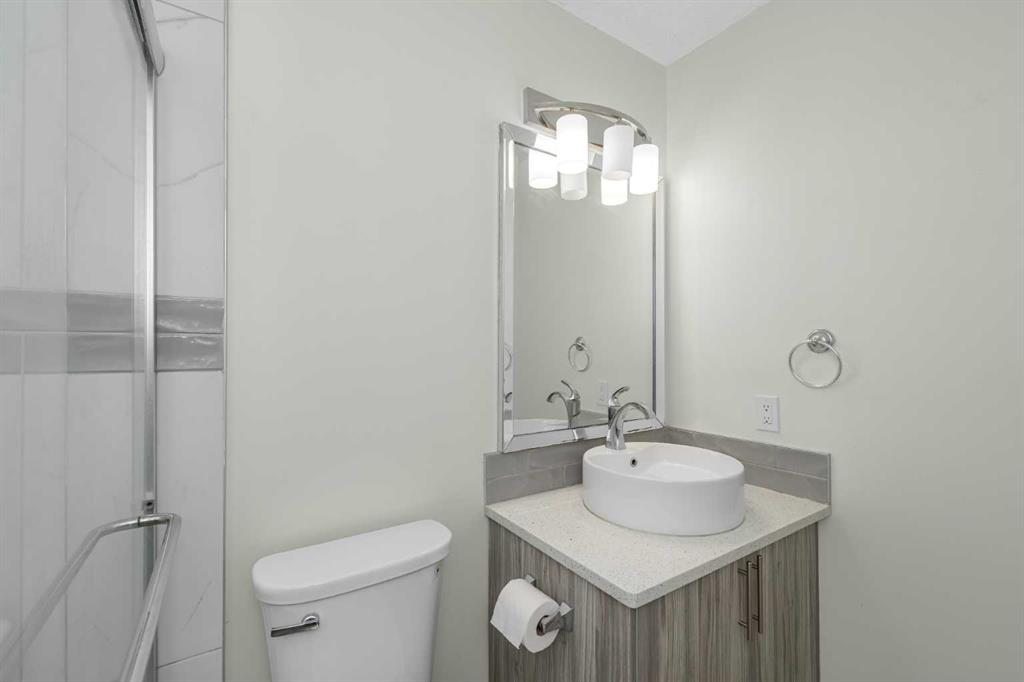 Picture of 98 Del Ray Road NE, Calgary Real Estate Listing