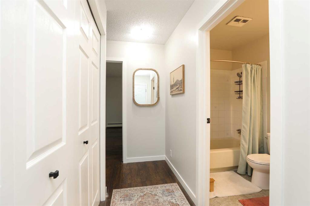 Picture of 302, 855 Columbia Blvd  W, Lethbridge Real Estate Listing