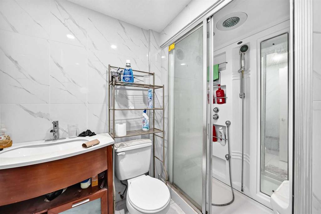 Picture of 6016 18 Avenue NE, Calgary Real Estate Listing