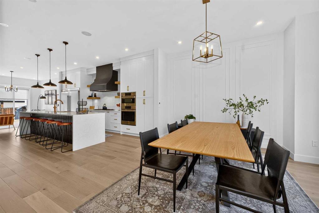 Picture of 2430 26 Street SW, Calgary Real Estate Listing