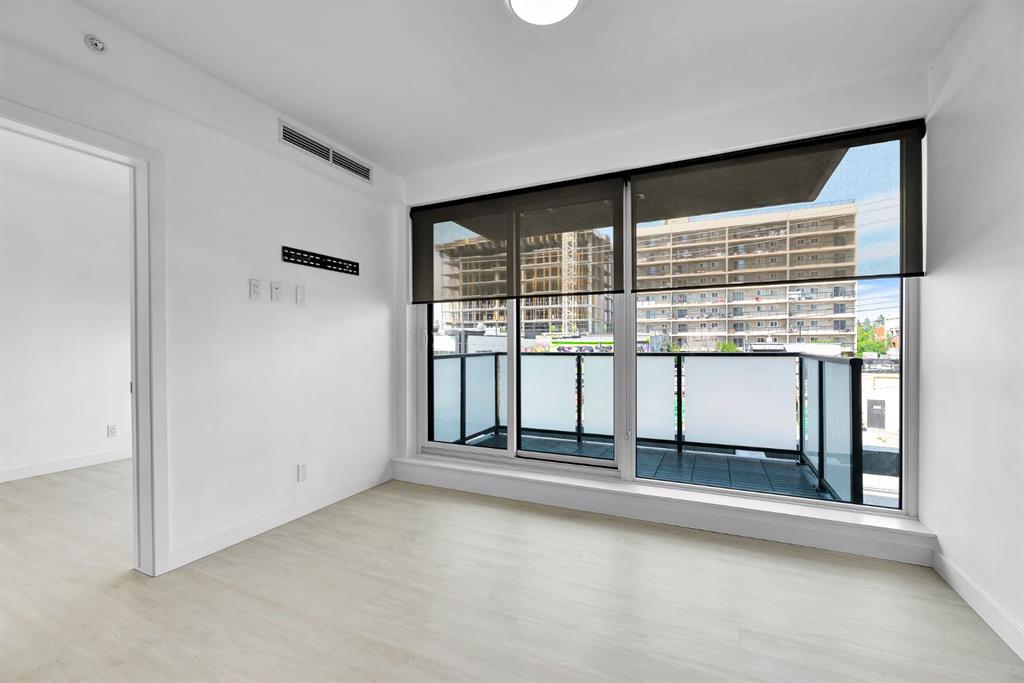 Picture of 310, 327 9A Street NW, Calgary Real Estate Listing