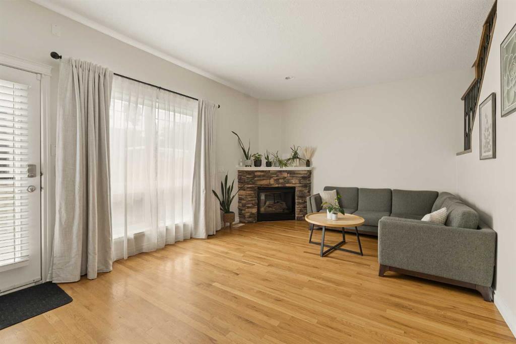 Picture of 2, 423 13 Avenue NE, Calgary Real Estate Listing