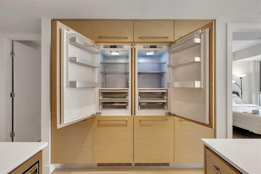 Picture of 413, 1025 5 Avenue SW, Calgary Real Estate Listing
