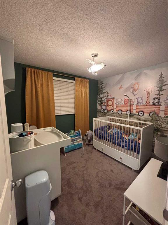 Picture of 425 Normandy Road S, Lethbridge Real Estate Listing