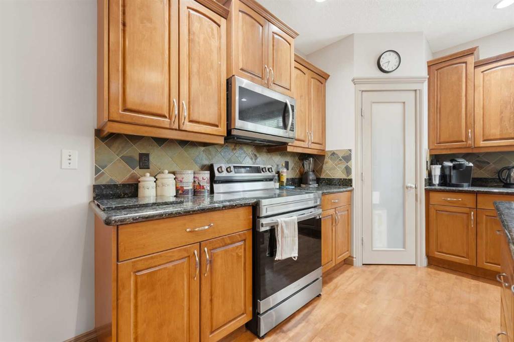 Picture of 2245 25 Street SW, Calgary Real Estate Listing