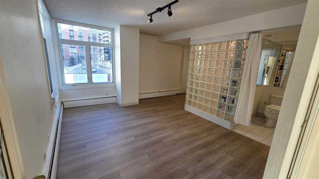 Picture of 309, 738 3 Avenue SW, Calgary Real Estate Listing