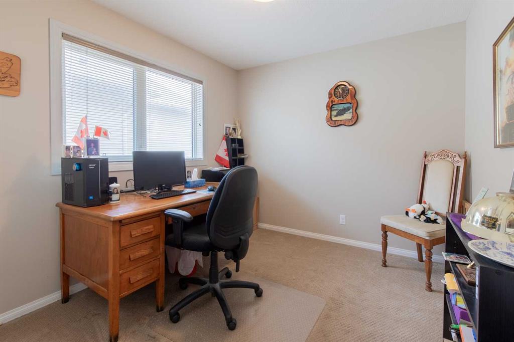Picture of 195 Mt Sundial Court W, Lethbridge Real Estate Listing