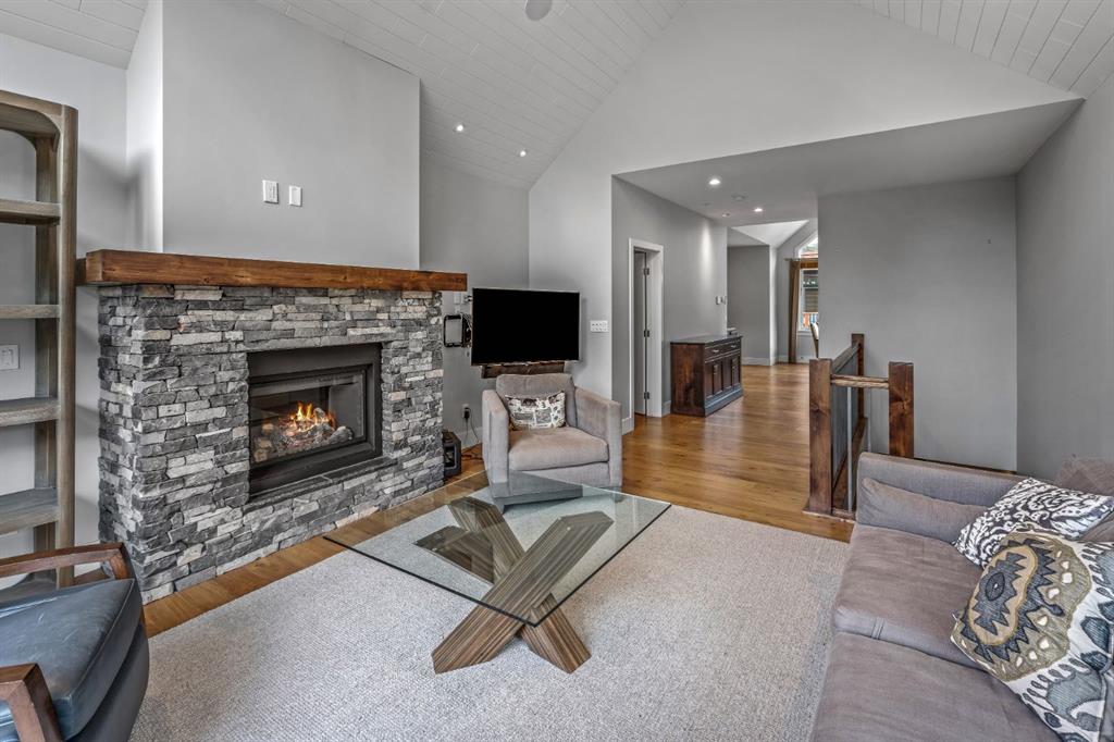 Picture of 19 Creekside Mews , Canmore Real Estate Listing