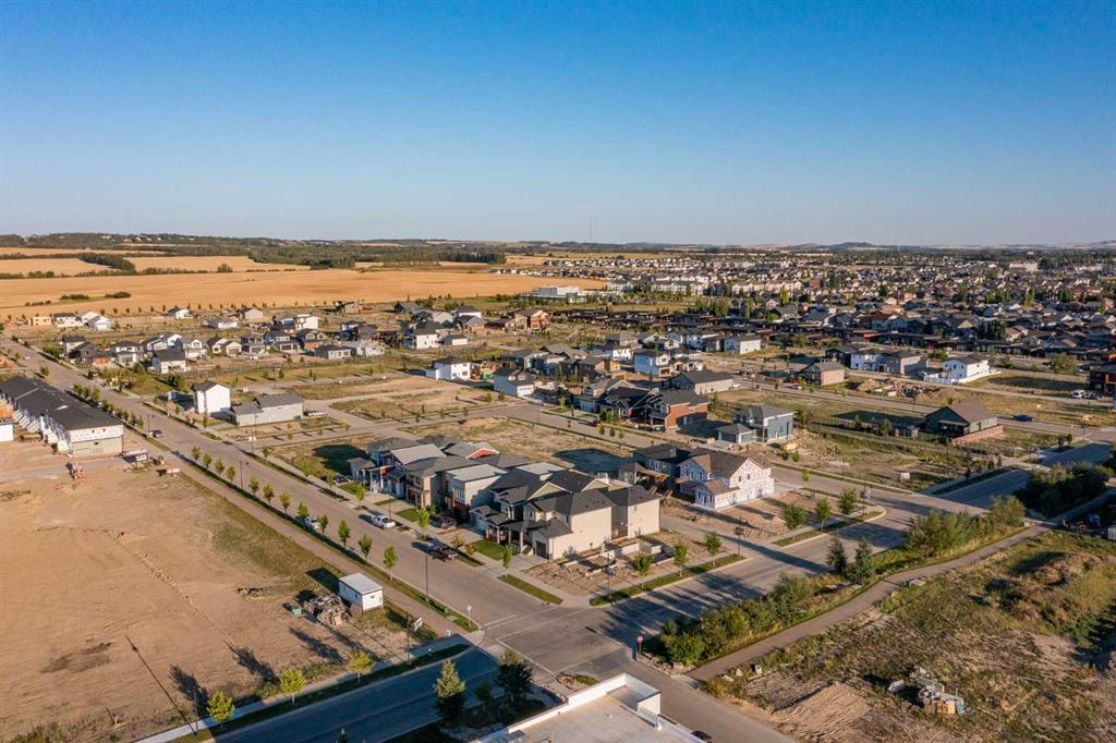 Picture of 7 Tipping Avenue , Red Deer Real Estate Listing
