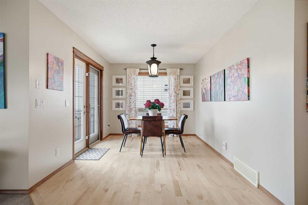 Picture of 276 Kincora Heights NW, Calgary Real Estate Listing