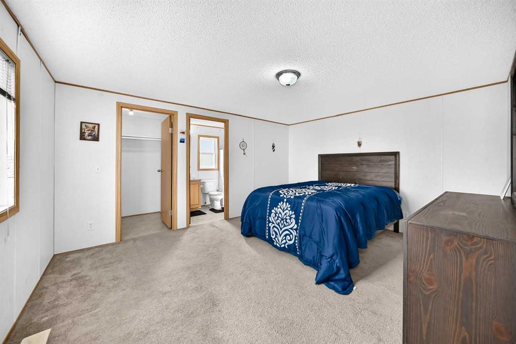 Picture of 11 3 Street , Gadsby Real Estate Listing