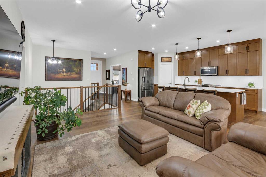 Picture of 79 Vincent Crescent , Olds Real Estate Listing