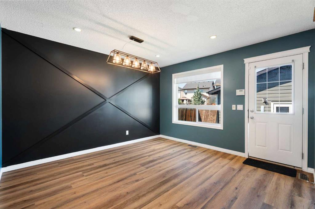 Picture of 128 Silverado Way SW, Calgary Real Estate Listing